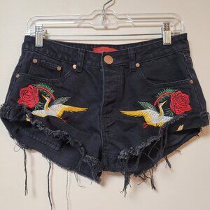 Signature8 Black Denim Cutoff Shorts Embroidered Cranes Roses Distressed Size S